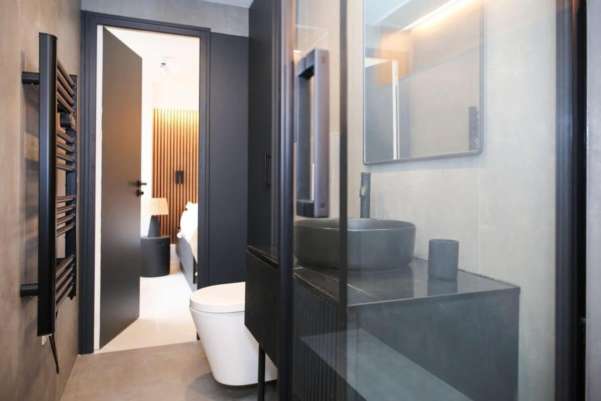 Apartment De Caractere Aux Portes Du Marais - 4p - Flat-guest *